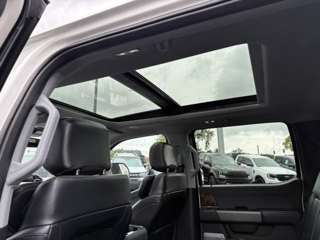 Certified 2024 Ford F350 Lariat w/ Lariat Ultimate Package AWD/4WD image 47