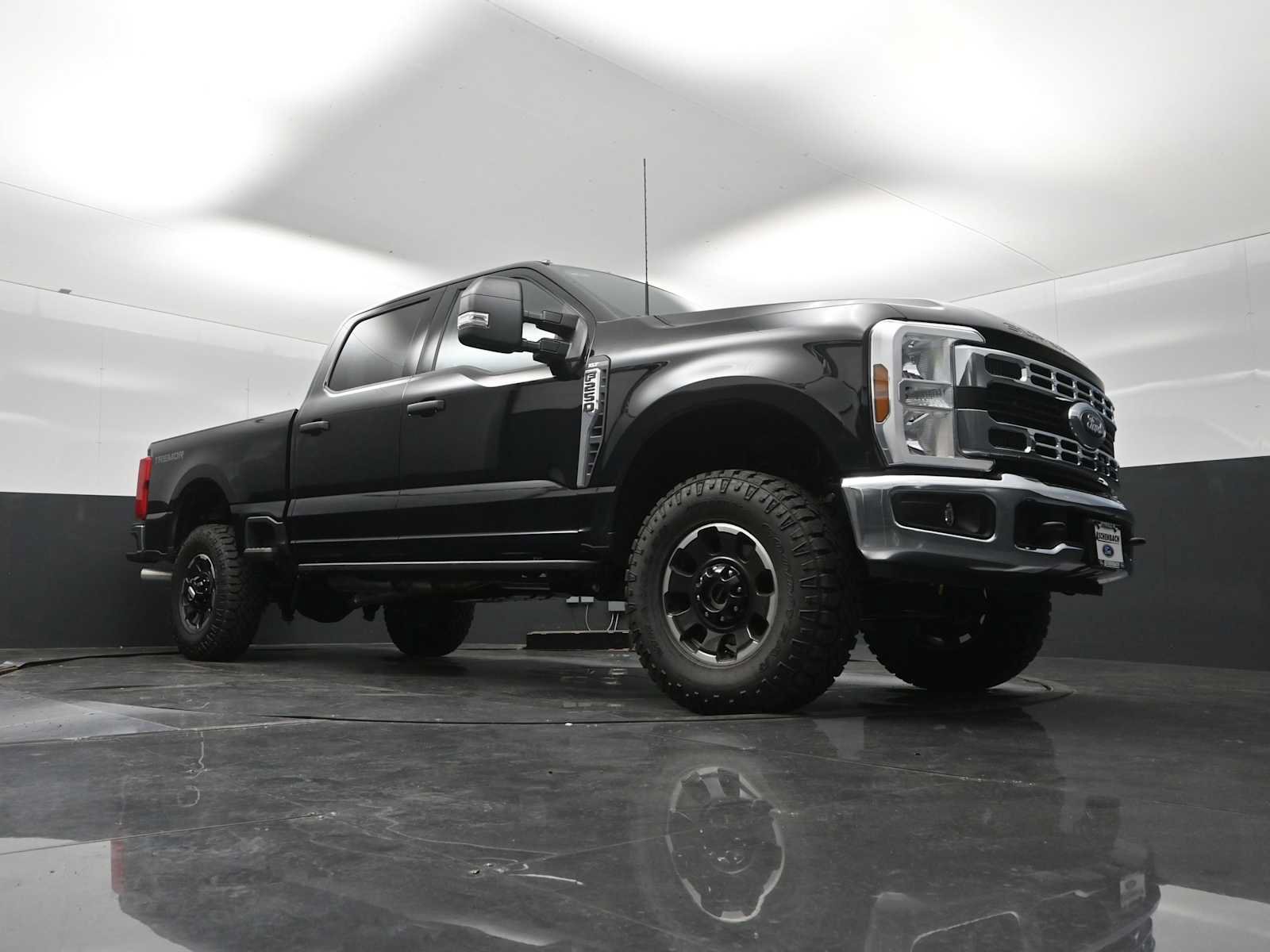 Certified 2026 Ford F250 XLT w/ Tremor Off-Road Package AWD/4WD image 44