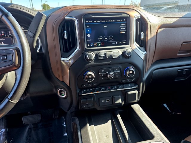 Used 2019 Chevrolet Silverado 1500 High Country AWD/4WD image 24