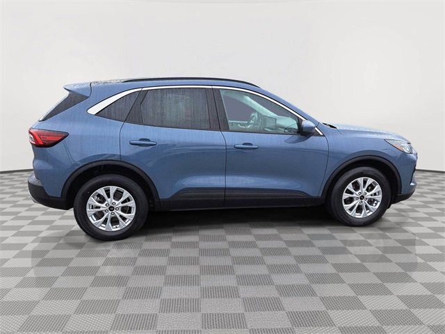 Certified 2023 Ford Escape Active w/ Tech Pack #2 image 6