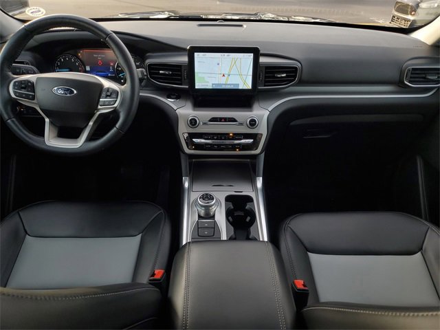 Certified 2022 Ford Explorer XLT w/ Equipment Group 202A image 29