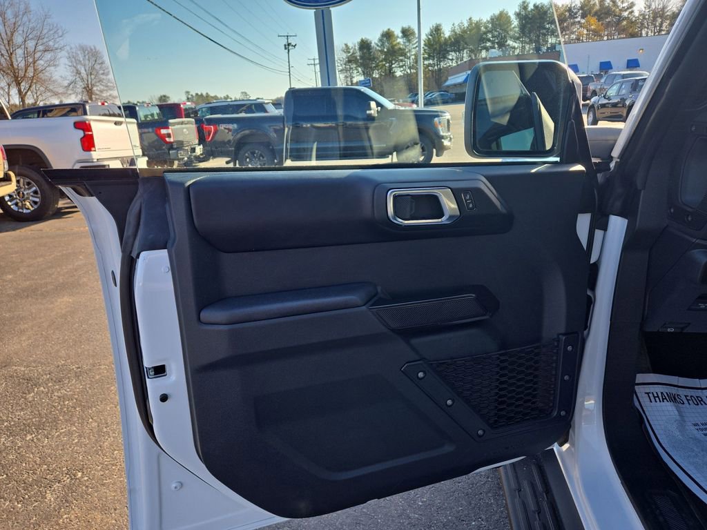 Certified 2025 Ford Bronco Outer Banks AWD/4WD image 5