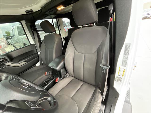 Used 2018 Jeep Wrangler Unlimited Sport S AWD/4WD image 18