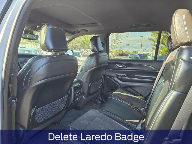 Used 2024 Jeep Grand Cherokee L Altitude AWD/4WD image 14