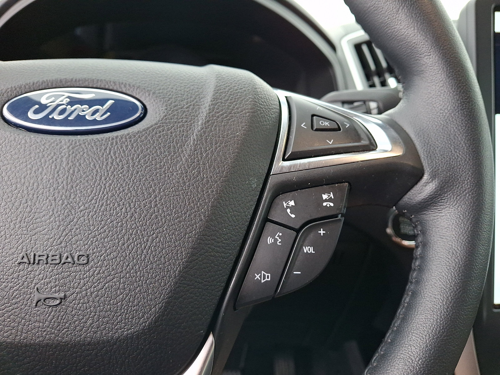 Certified 2023 Ford Edge SEL w/ Convenience Package AWD/4WD image 23