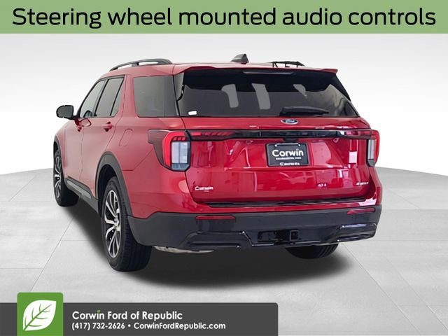 Certified 2025 Ford Explorer ST-Line image 4