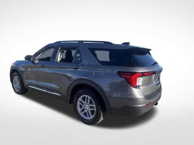 Certified 2025 Ford Explorer Active AWD/4WD image 3