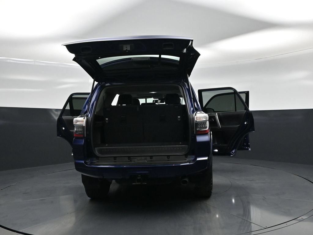 Used 2023 Toyota 4Runner SR5 Premium w/ Moonroof Package RWD image 35