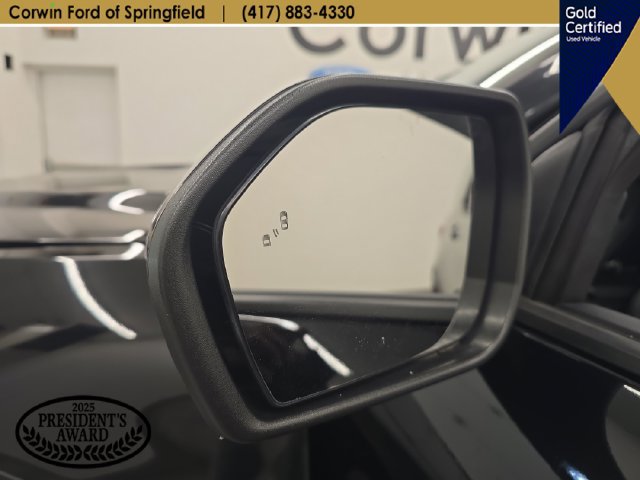 Certified 2022 Ford Explorer XLT w/ Equipment Group 202A AWD/4WD image 39