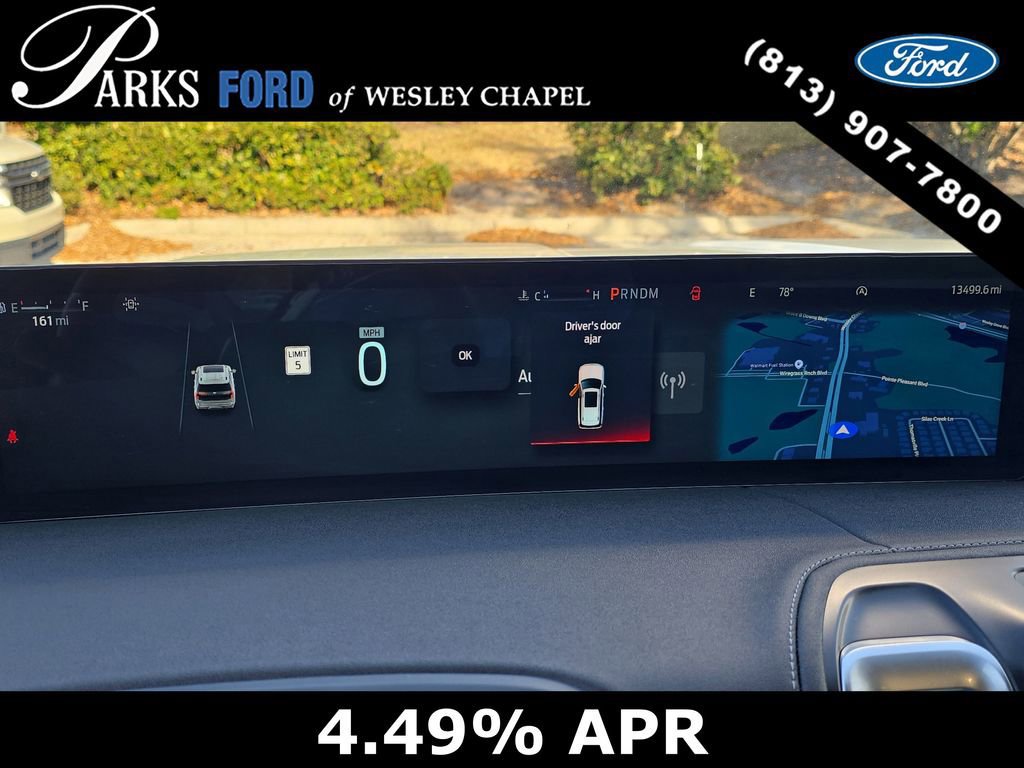 Certified 2025 Ford Expedition Platinum w/ Driver's Package image 32