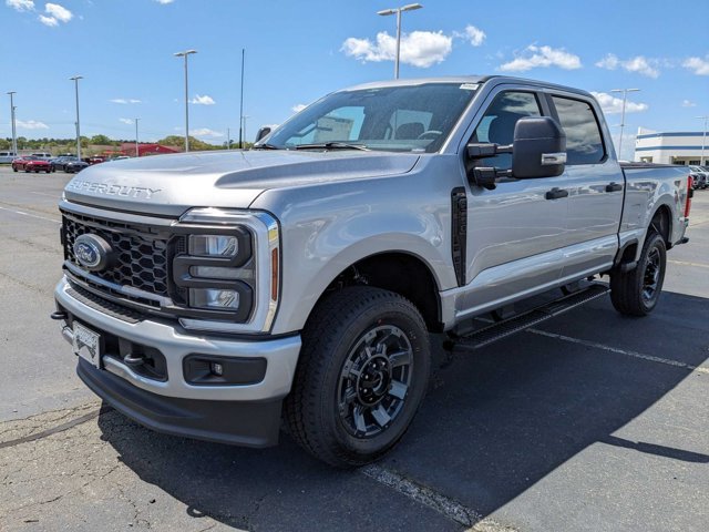 Certified 2024 Ford F250 XL w/ STX Appearance Package AWD/4WD image 7