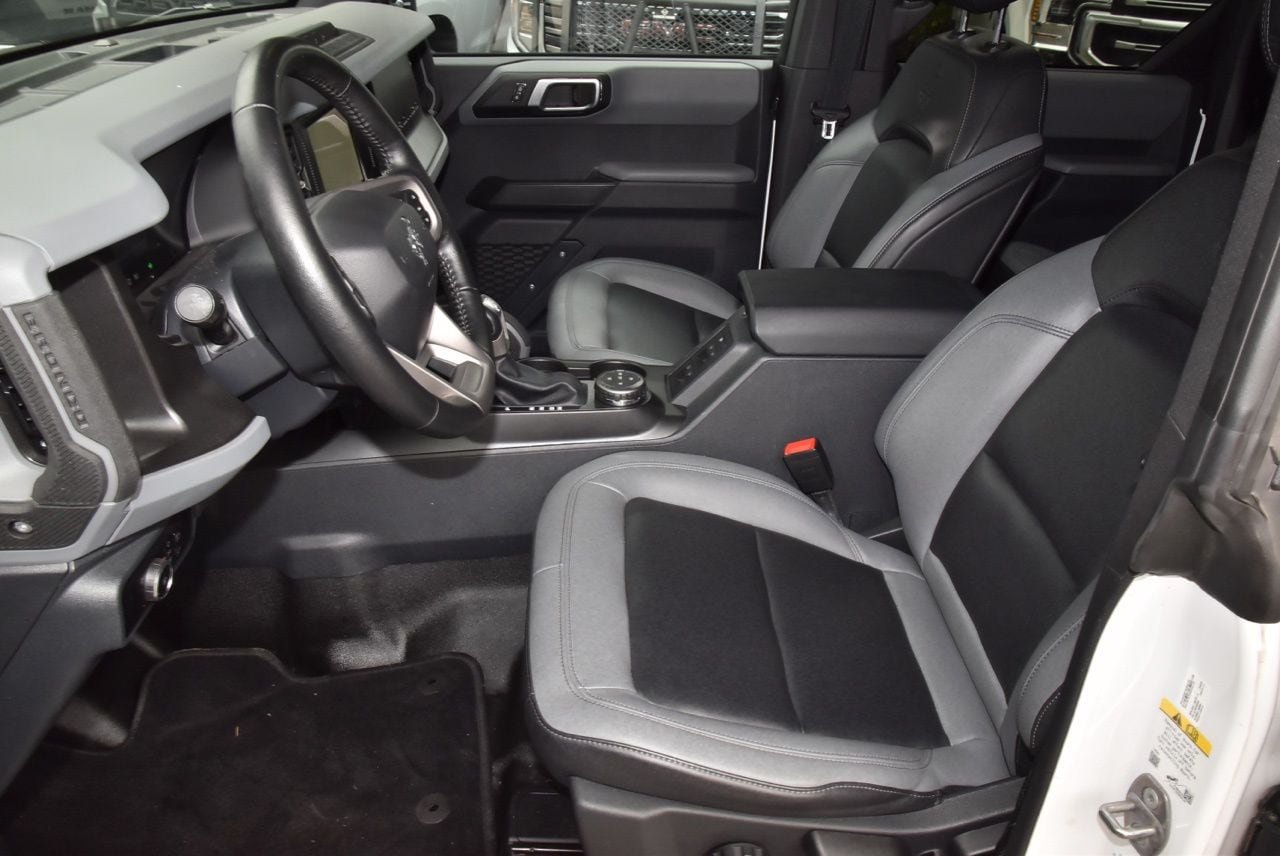 Certified 2023 Ford Bronco Big Bend w/ Sasquatch Package AWD/4WD image 13