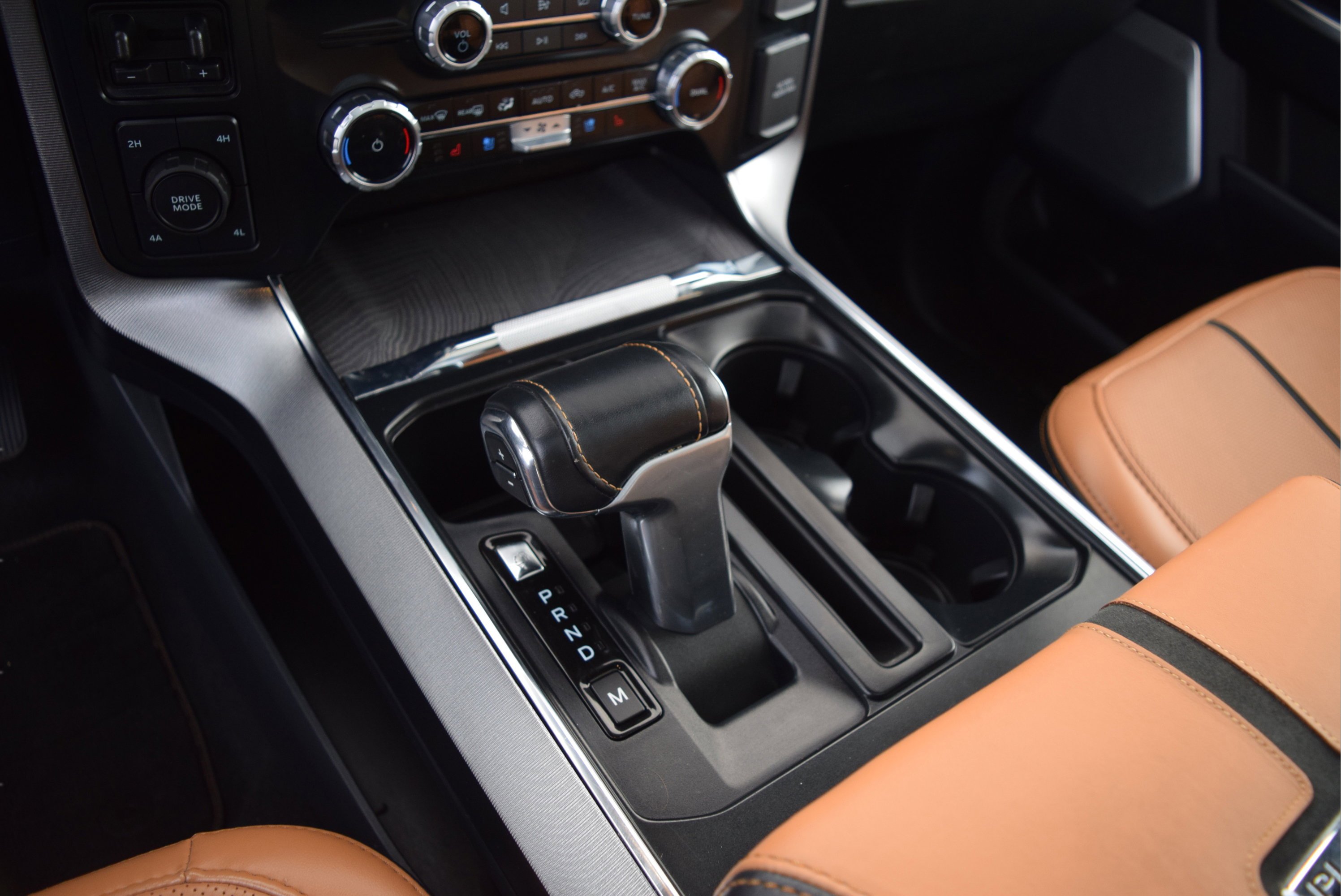 Certified 2023 Ford F150 Platinum w/ Equipment Group 701A High image 16