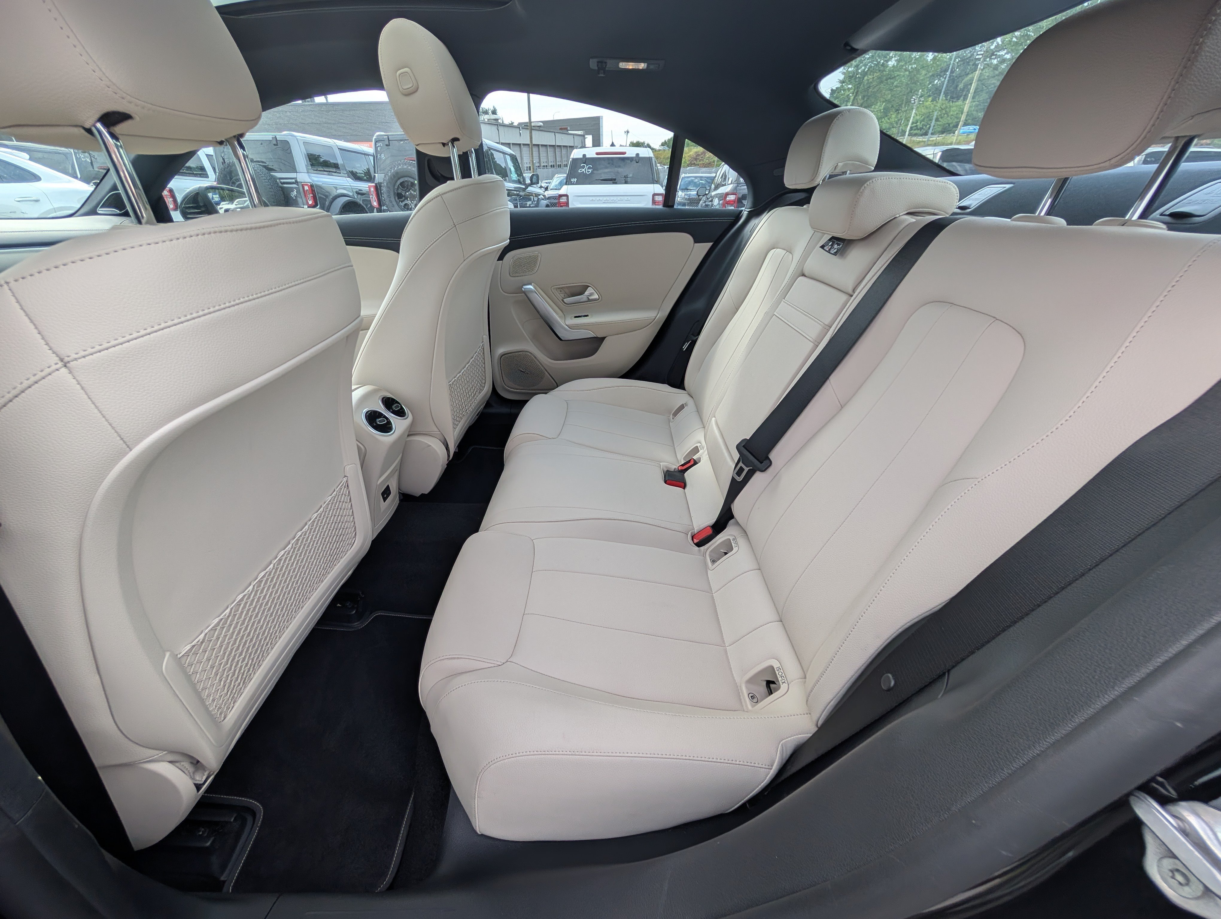 Used 2021 Mercedes-Benz CLA 250 4MATIC image 15