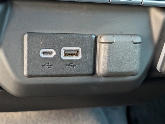 Used 2023 Chevrolet Silverado 1500 Custom image 21