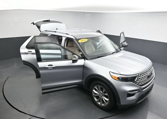 Certified 2023 Ford Explorer Limited w/ Equipment Group 301A RWD image 37