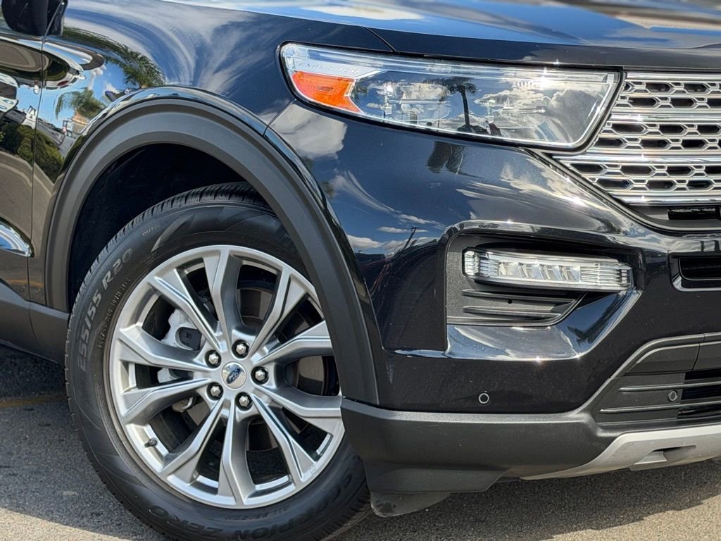 Certified 2023 Ford Explorer Limited RWD image 5