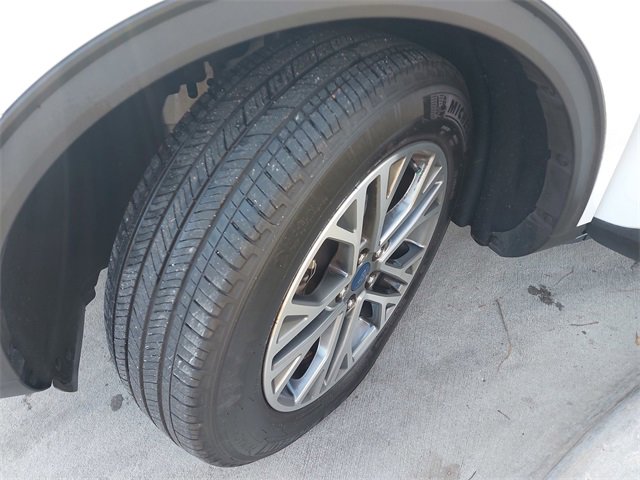 Certified 2022 Ford Escape SEL image 29