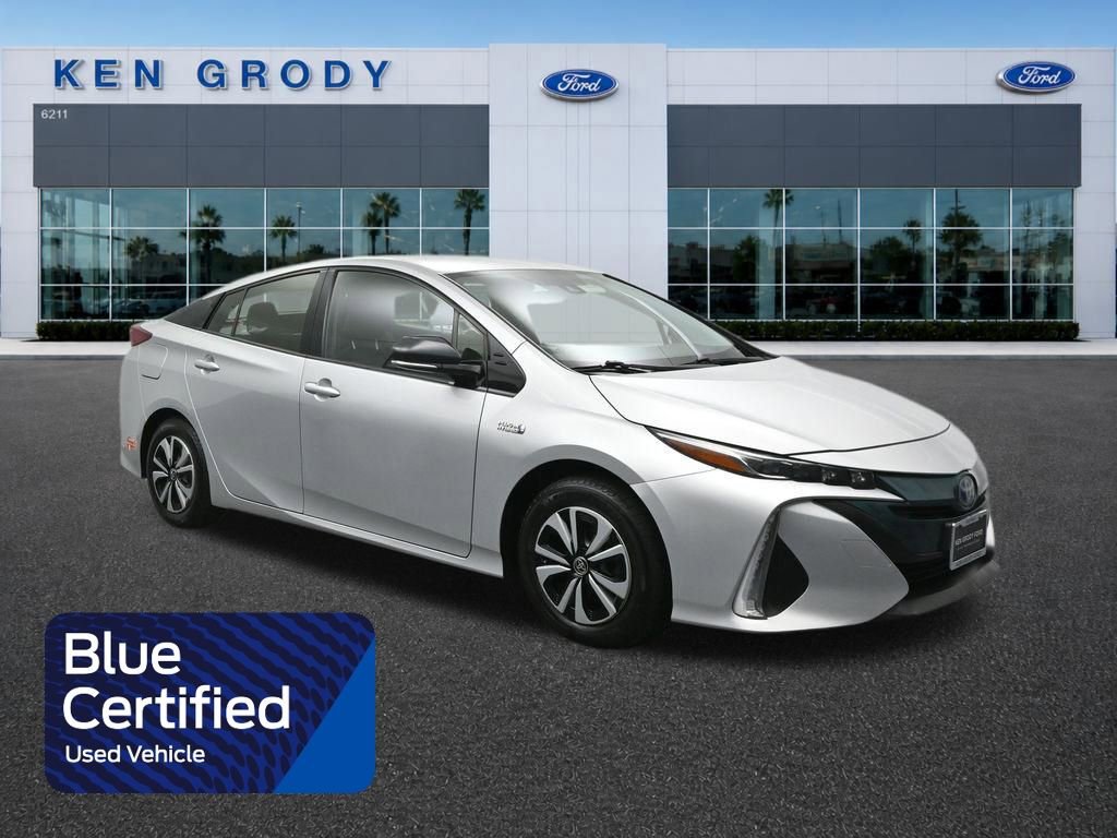 Used 2018 Toyota Prius Prime Plus w/ Carpet Mat Package