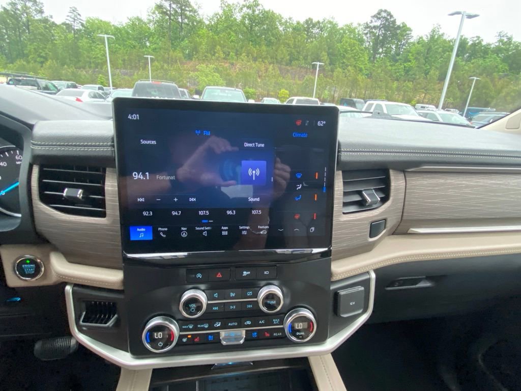 Certified 2024 Ford Expedition Limited AWD/4WD image 15