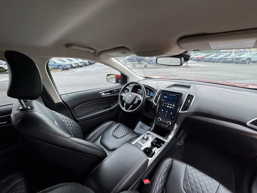 Certified 2024 Ford Edge Titanium AWD/4WD image 14
