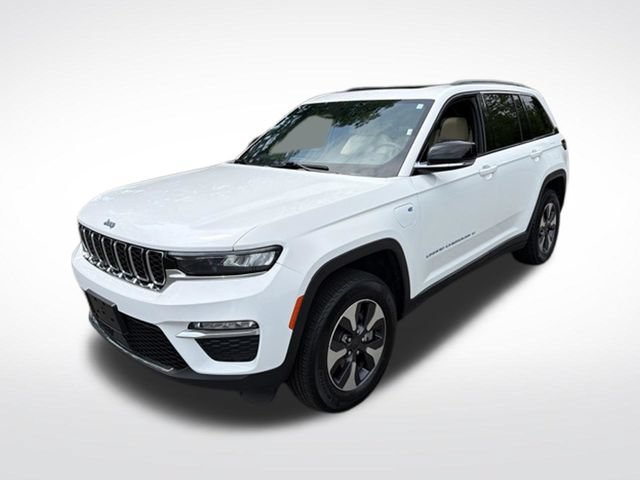 Used 2024 Jeep Grand Cherokee Limited 4xe AWD/4WD image 3