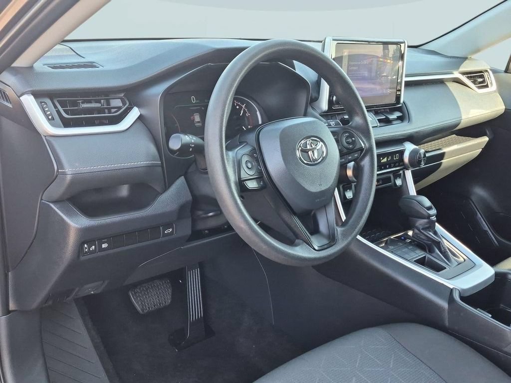 Used 2024 Toyota RAV4 XLE w/ Convenience Package AWD/4WD image 11