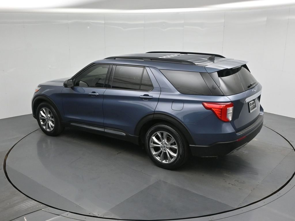 Certified 2021 Ford Explorer XLT w/ Equipment Group 202A image 19