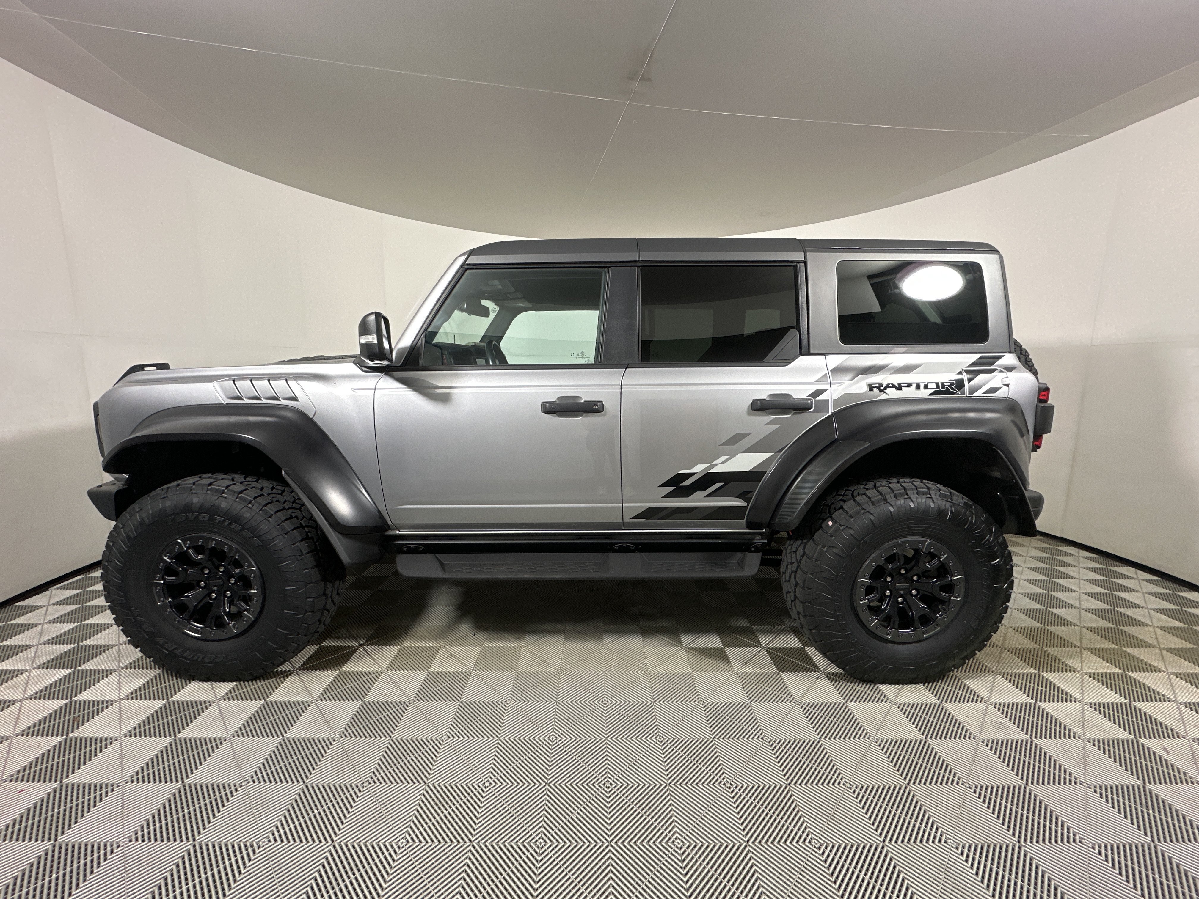 Certified 2023 Ford Bronco Raptor AWD/4WD image 4