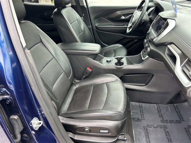 Used 2023 GMC Terrain SLT image 28