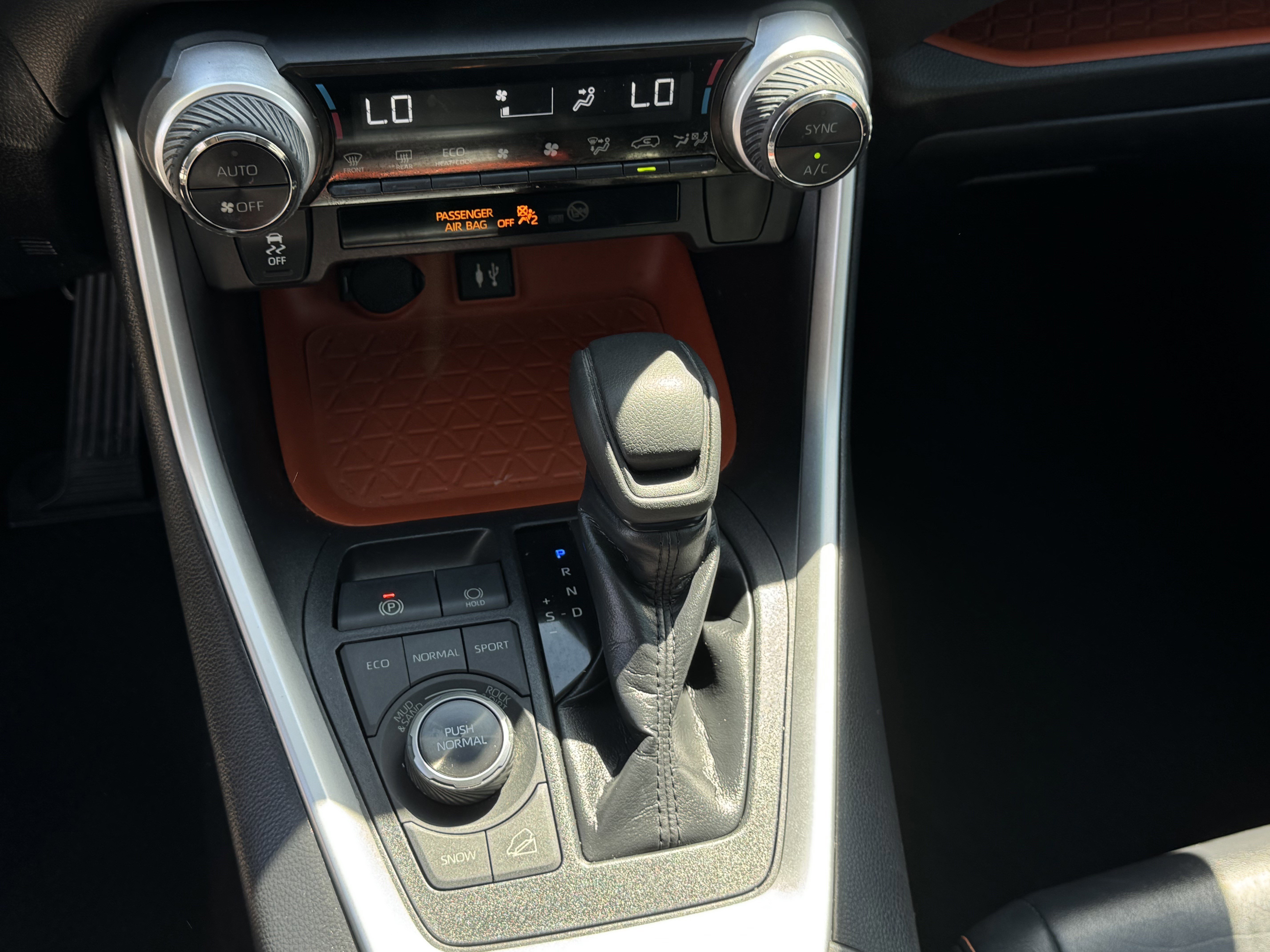 Used 2019 Toyota RAV4 Adventure image 27