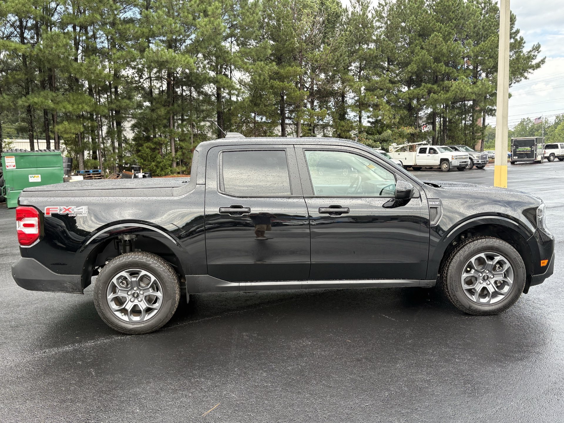 Certified 2025 Ford Maverick XLT w/ XLT Luxury Package AWD/4WD image 23