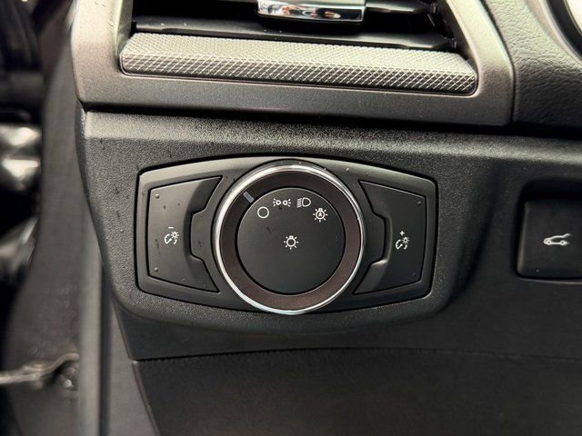 Certified 2020 Ford Fusion SE image 34