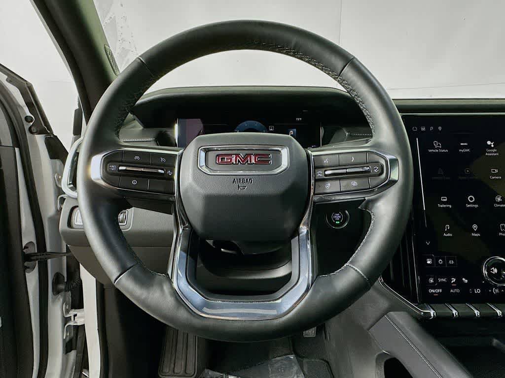 Used 2025 GMC Acadia Elevation FWD image 16