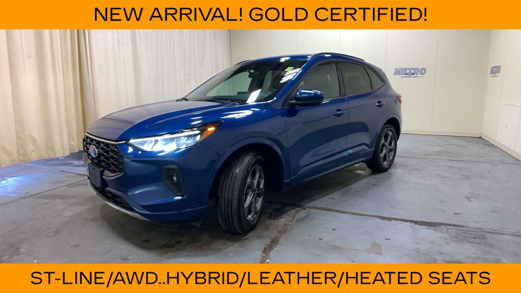 Certified 2023 Ford Escape ST-Line Select w/ Tech Pack #2 AWD/4WD image 7