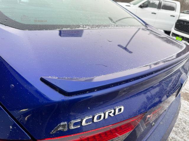 Used 2018 Honda Accord Sport image 9