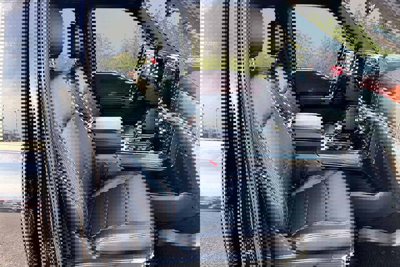 Certified 2022 Ford F150 Lariat image 7