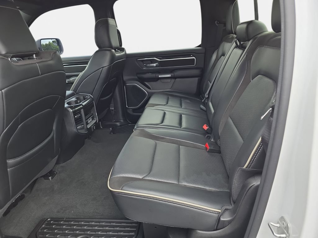 Used 2022 RAM 1500 Laramie w/ Sport Appearance Package AWD/4WD image 11