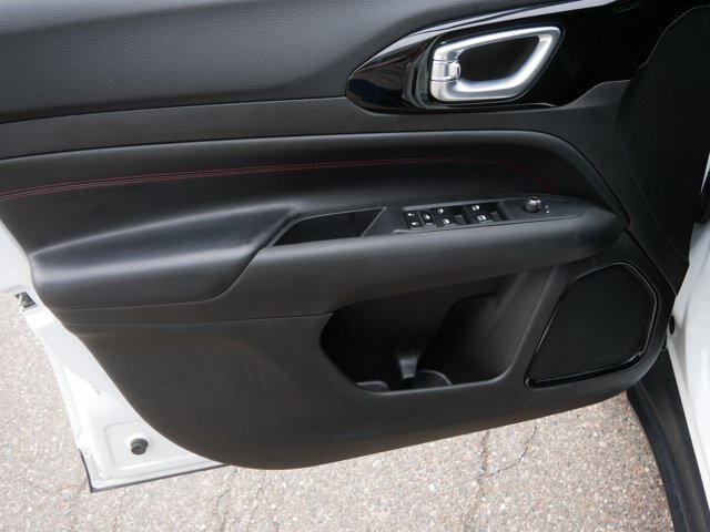 Used 2025 Jeep Compass Trailhawk AWD/4WD image 13