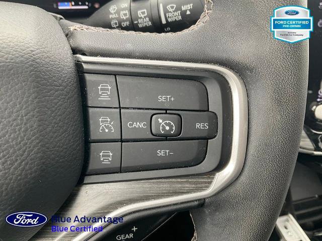 Used 2023 Jeep Wagoneer Series III w/ Premium Group I image 14