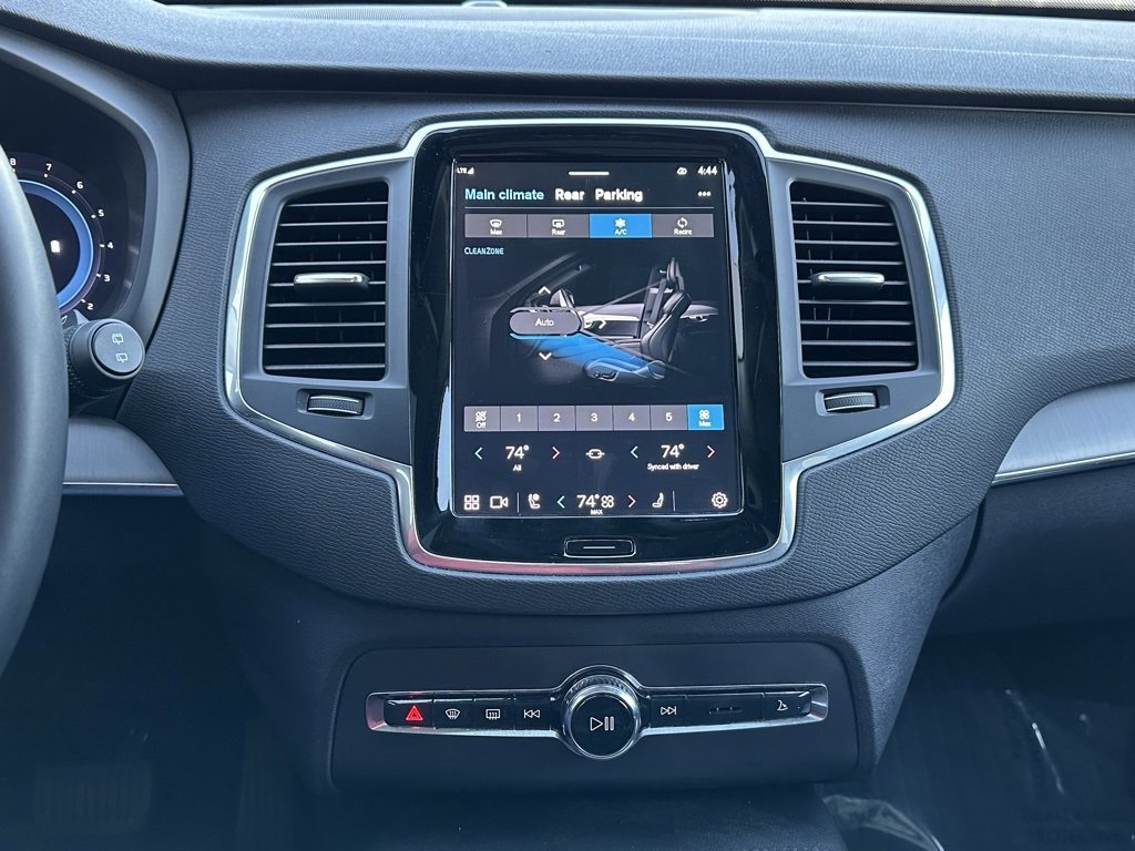 Used 2023 Volvo XC90 B5 Core w/ Protection Package Premier image 36