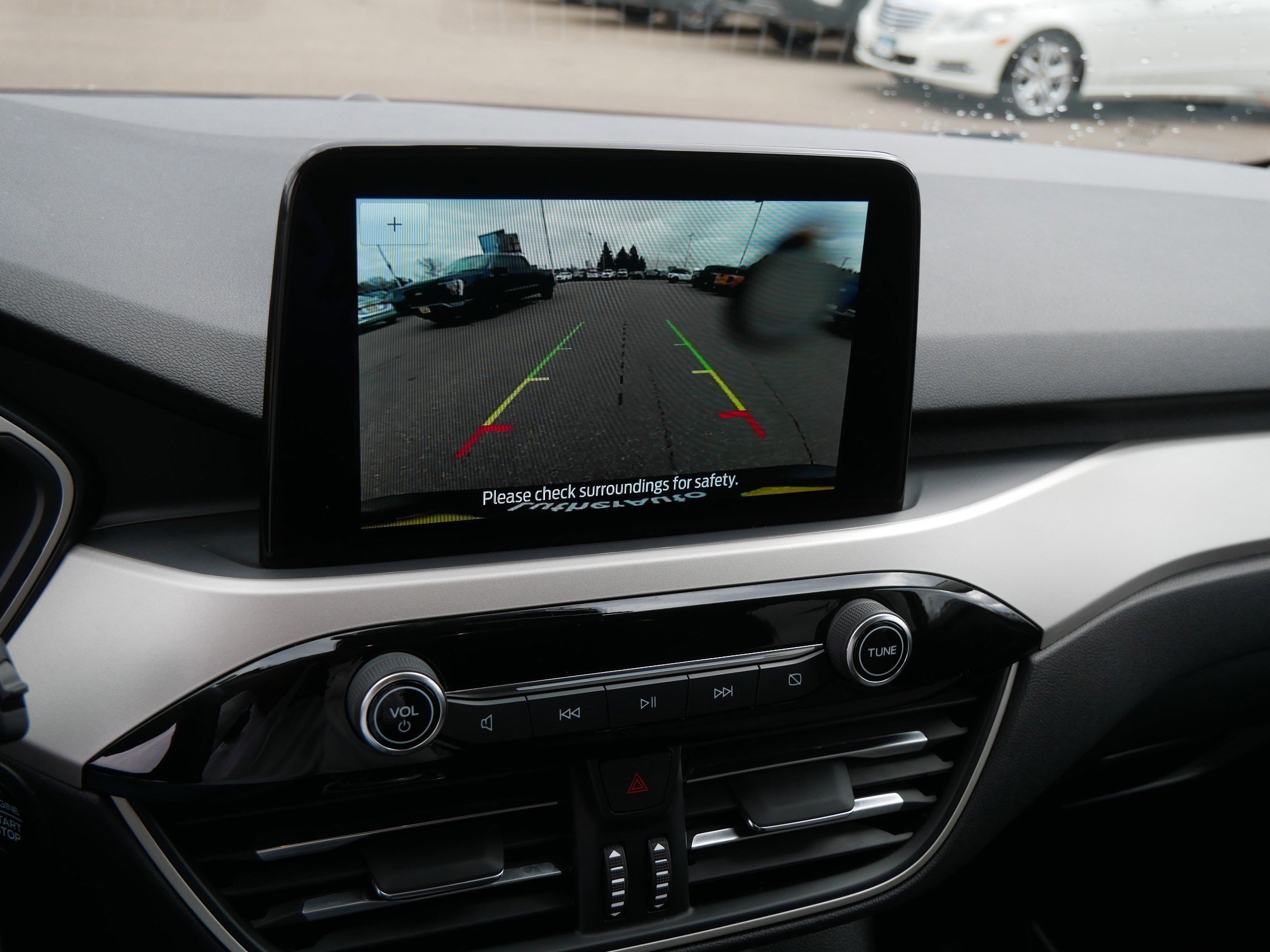 Certified 2022 Ford Escape SE w/ Cold Weather Package image 33