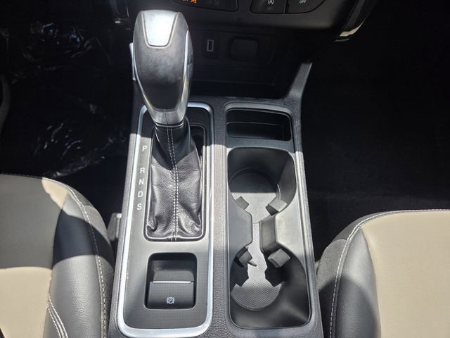 Certified 2019 Ford Escape SEL FWD image 28