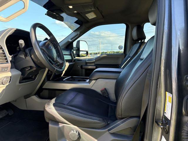 Certified 2022 Ford F250 XLT w/ Black Appearance Package AWD/4WD image 13