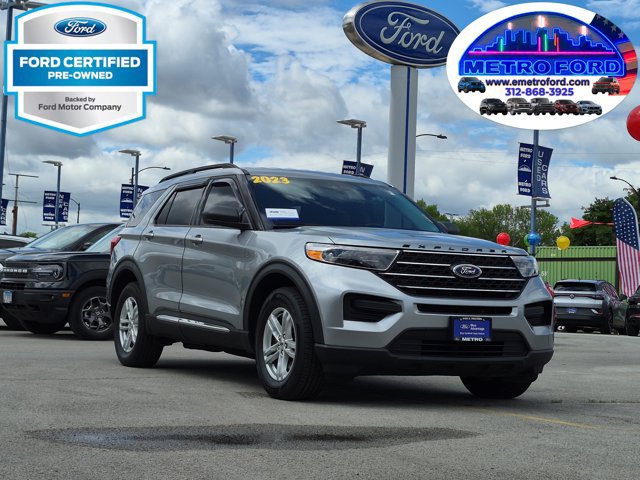 Certified 2023 Ford Explorer XLT w/ Class IV Trailer Tow Package AWD/4WD image 1