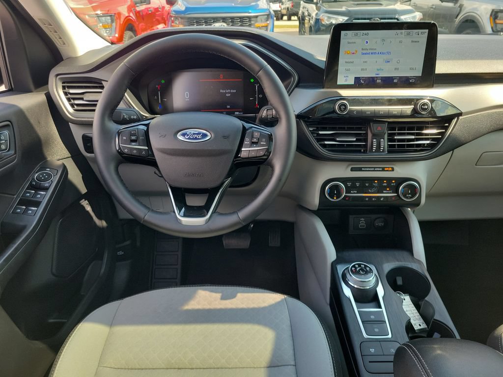 Certified 2026 Ford Escape Active w/ Cold Weather Package AWD/4WD image 12