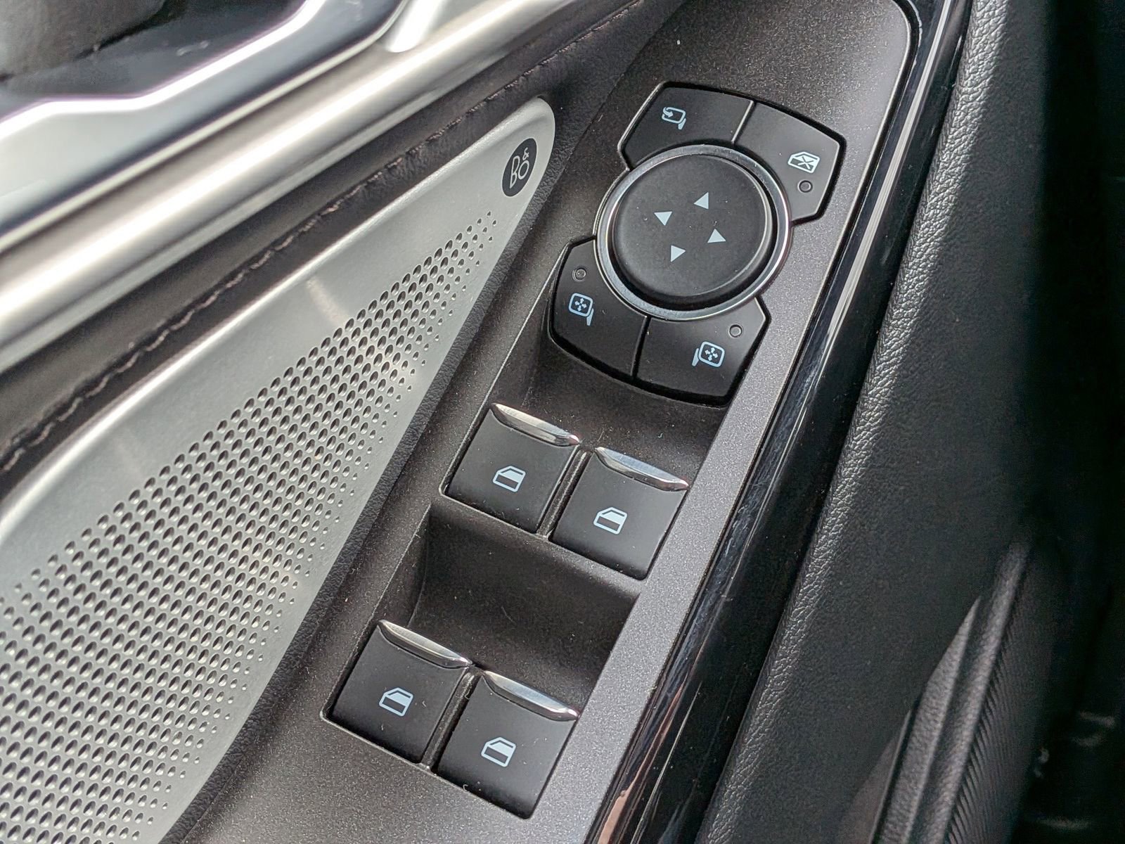 Certified 2023 Ford Explorer Platinum w/ Technology Package image 29