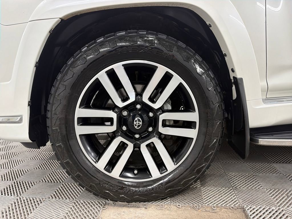 Used 2020 Toyota 4Runner Limited image 15