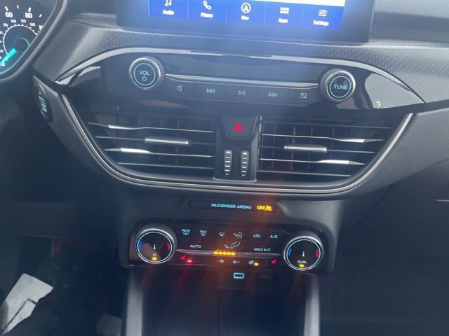 Certified 2022 Ford Escape SEL w/ SEL Stealth AWD Package image 28