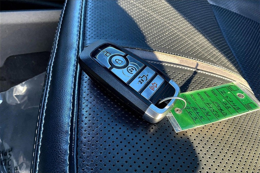 Certified 2023 Ford F150 Platinum w/ Equipment Group 701A High image 12